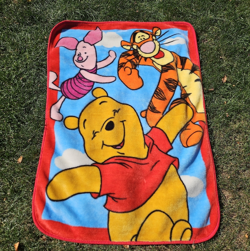 Disney Winnie The Pooh Blanket